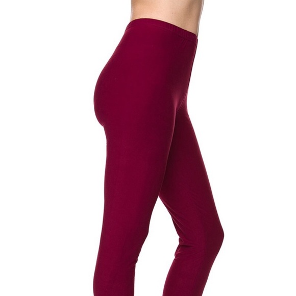 NWT New Mix Burgundy Plus Size Buttery Soft Basic leggings One Size - Picture 2 of 13